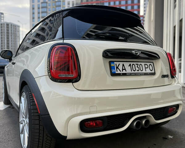 Бежевий Міні Cooper, об'ємом двигуна 2 л та пробігом 140 тис. км за 15400 $, фото 11 на Automoto.ua