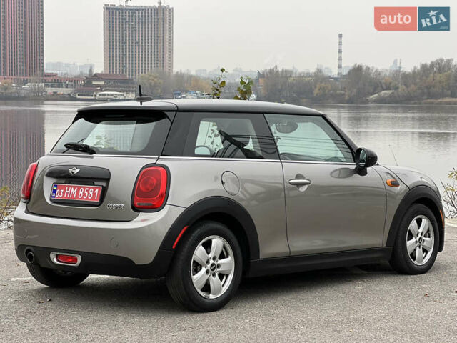Бежевий Міні Cooper, об'ємом двигуна 1.5 л та пробігом 107 тис. км за 11500 $, фото 3 на Automoto.ua