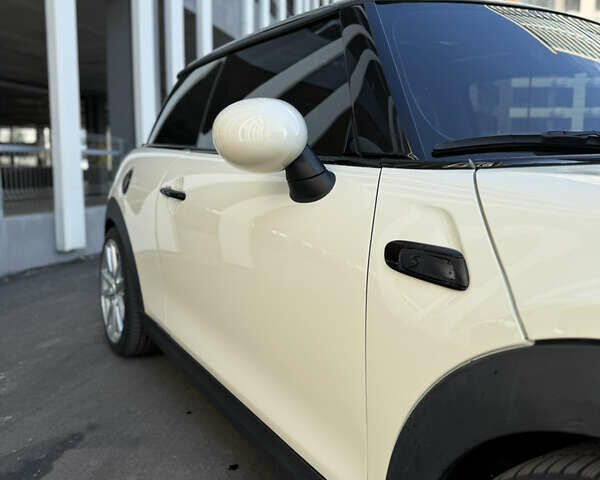 Бежевий Міні Cooper, об'ємом двигуна 2 л та пробігом 140 тис. км за 15400 $, фото 20 на Automoto.ua