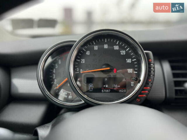 Бежевий Міні Cooper, об'ємом двигуна 1.5 л та пробігом 107 тис. км за 11500 $, фото 22 на Automoto.ua