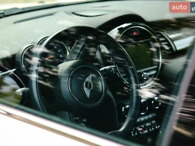 Бежевый Мини Купер, объемом двигателя 2 л и пробегом 45 тыс. км за 14800 $, фото 13 на Automoto.ua