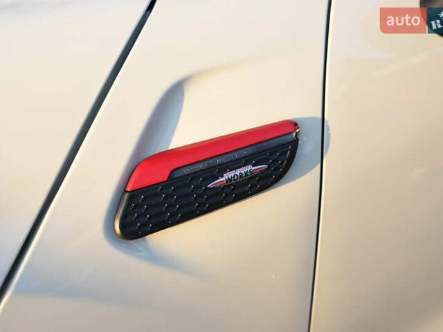 Бежевий Міні Cooper, об'ємом двигуна 2 л та пробігом 36 тис. км за 23000 $, фото 10 на Automoto.ua