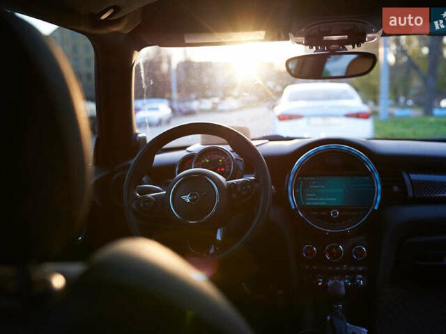 Бежевий Міні Cooper, об'ємом двигуна 2 л та пробігом 36 тис. км за 23000 $, фото 36 на Automoto.ua