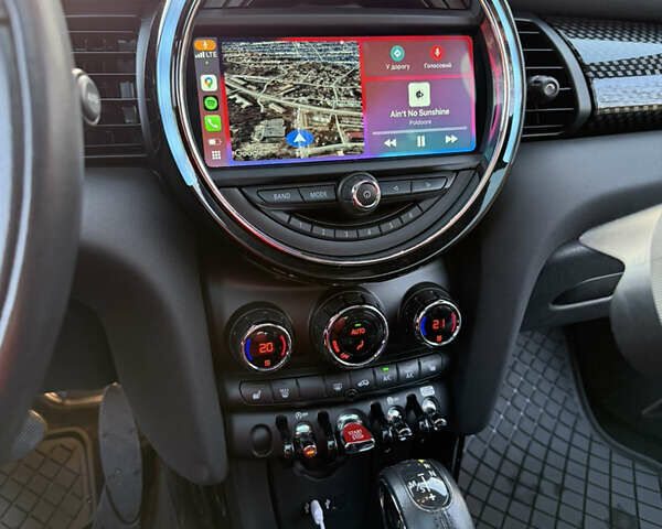 Бежевий Міні Cooper, об'ємом двигуна 2 л та пробігом 36 тис. км за 23000 $, фото 2 на Automoto.ua