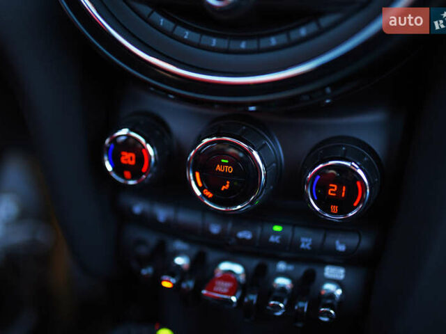 Бежевий Міні Cooper, об'ємом двигуна 2 л та пробігом 36 тис. км за 23000 $, фото 32 на Automoto.ua