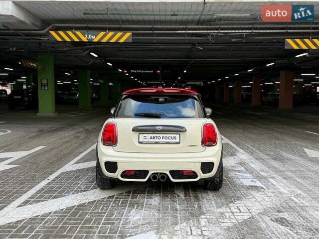 Бежевий Міні Cooper, об'ємом двигуна 2 л та пробігом 53 тис. км за 26990 $, фото 5 на Automoto.ua