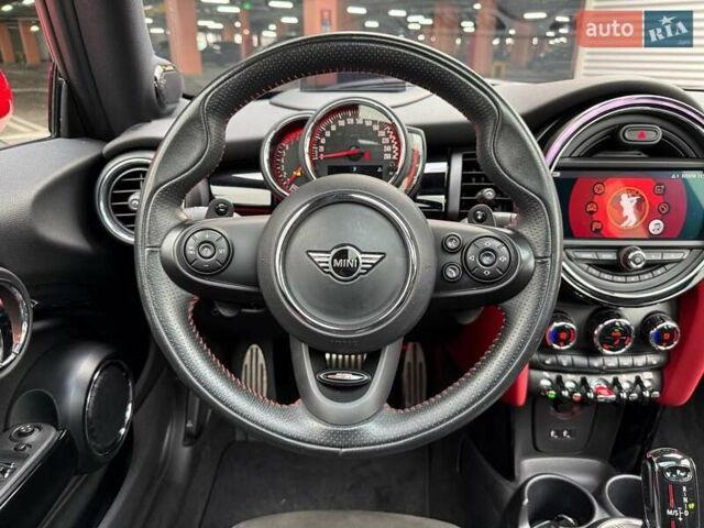 Бежевий Міні Cooper, об'ємом двигуна 2 л та пробігом 53 тис. км за 26990 $, фото 22 на Automoto.ua