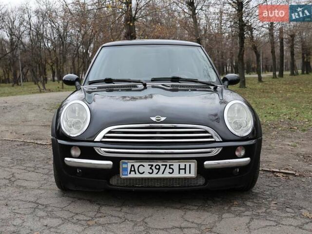 Черный Мини Купер, объемом двигателя 1.6 л и пробегом 186 тыс. км за 5500 $, фото 25 на Automoto.ua