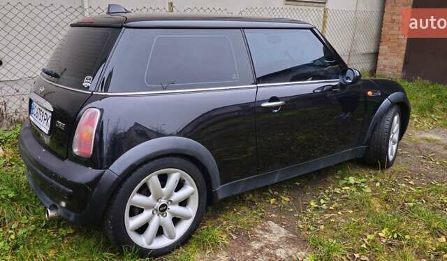 Чорний Міні Cooper, об'ємом двигуна 1.6 л та пробігом 125 тис. км за 4500 $, фото 5 на Automoto.ua
