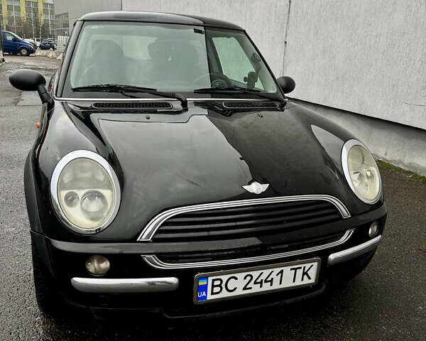 Чорний Міні Cooper, об'ємом двигуна 1.6 л та пробігом 275 тис. км за 4450 $, фото 3 на Automoto.ua
