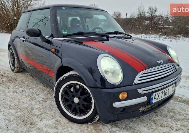 Чорний Міні Cooper, об'ємом двигуна 1.6 л та пробігом 230 тис. км за 5450 $, фото 2 на Automoto.ua