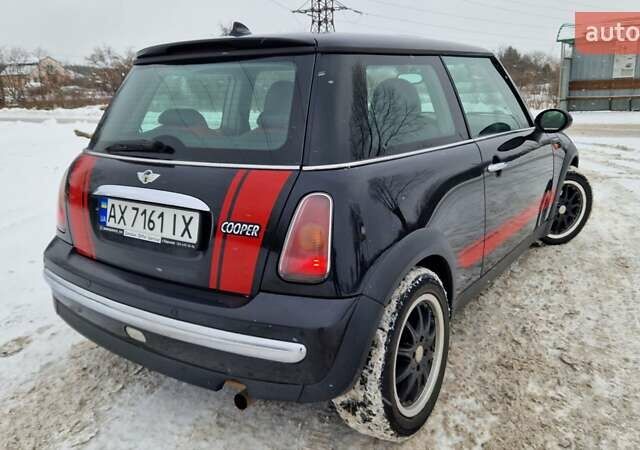 Чорний Міні Cooper, об'ємом двигуна 1.6 л та пробігом 230 тис. км за 5450 $, фото 1 на Automoto.ua