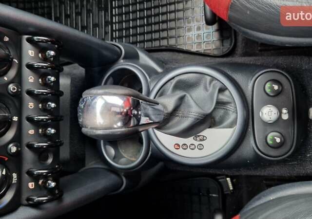 Чорний Міні Cooper, об'ємом двигуна 1.6 л та пробігом 230 тис. км за 5450 $, фото 17 на Automoto.ua