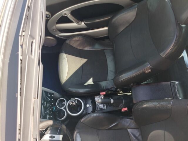 Чорний Міні Cooper, об'ємом двигуна 0 л та пробігом 206 тис. км за 2800 $, фото 15 на Automoto.ua