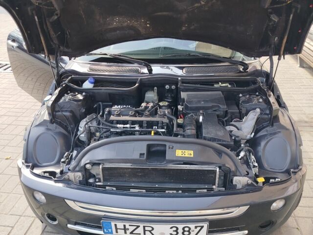 Чорний Міні Cooper, об'ємом двигуна 0 л та пробігом 206 тис. км за 2300 $, фото 1 на Automoto.ua
