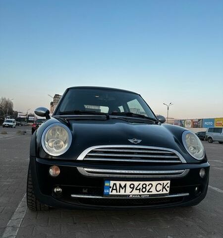 Черный Мини Купер, объемом двигателя 1.6 л и пробегом 240 тыс. км за 4500 $, фото 10 на Automoto.ua