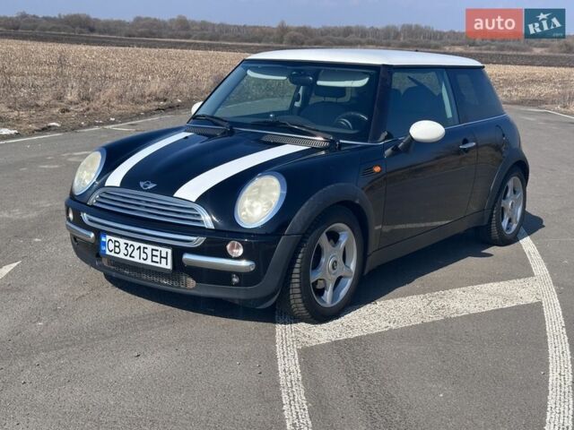 Черный Мини Купер, объемом двигателя 1.6 л и пробегом 185 тыс. км за 4300 $, фото 4 на Automoto.ua