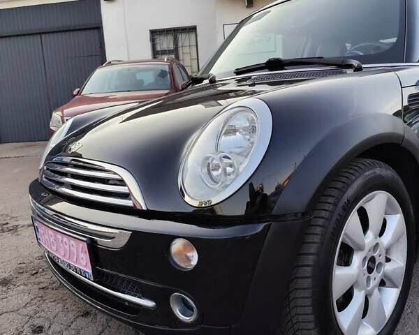 Чорний Міні Cooper, об'ємом двигуна 1.6 л та пробігом 206 тис. км за 5500 $, фото 10 на Automoto.ua