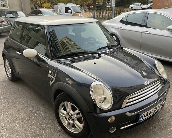 Мини Купер 2006 в Кропивницком (Кировограде) на Automoto.ua Черный Мини Купер, объемом двигателя 1.6 л и пробегом 234 тыс. км за 6999 $, фото 8 на Automoto.ua