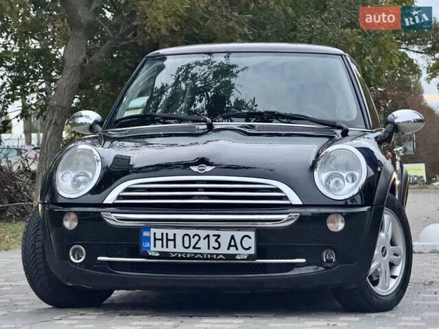 Черный Мини Купер, объемом двигателя 1.6 л и пробегом 123 тыс. км за 5999 $, фото 46 на Automoto.ua