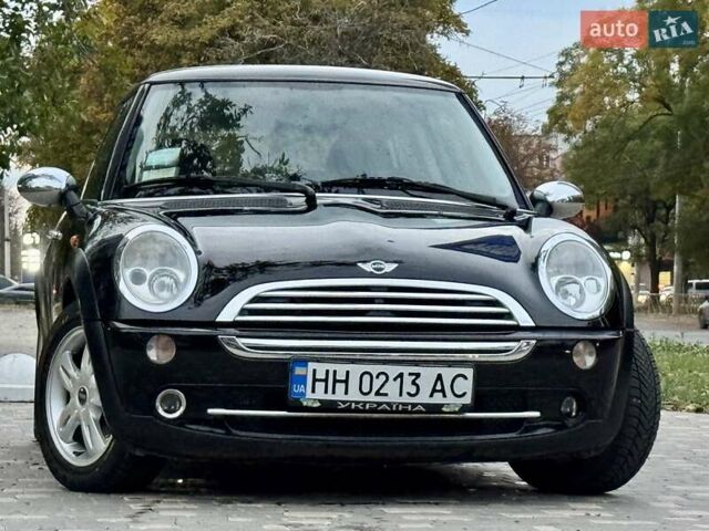 Черный Мини Купер, объемом двигателя 1.6 л и пробегом 123 тыс. км за 5999 $, фото 37 на Automoto.ua