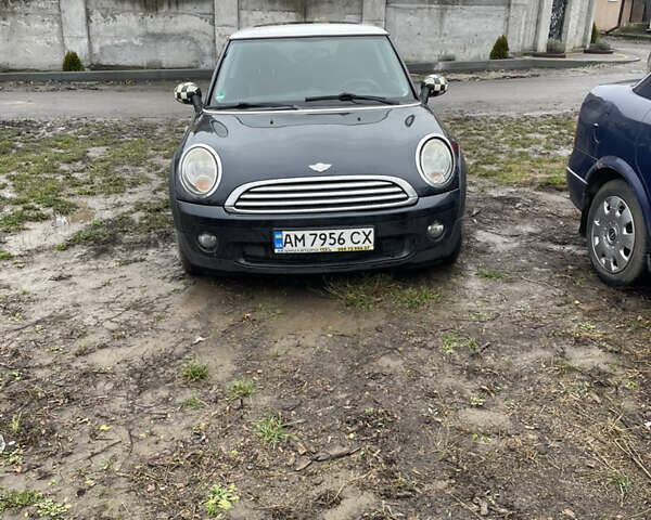 Черный Мини Купер, объемом двигателя 1.6 л и пробегом 251 тыс. км за 3600 $, фото 3 на Automoto.ua