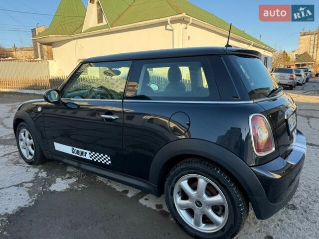 Черный Мини Купер, объемом двигателя 1.4 л и пробегом 200 тыс. км за 4600 $, фото 25 на Automoto.ua