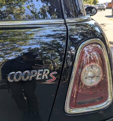 Чорний Міні Cooper, об'ємом двигуна 1.6 л та пробігом 223 тис. км за 8500 $, фото 38 на Automoto.ua