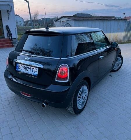 Черный Мини Купер, объемом двигателя 1.4 л и пробегом 162 тыс. км за 6600 $, фото 45 на Automoto.ua