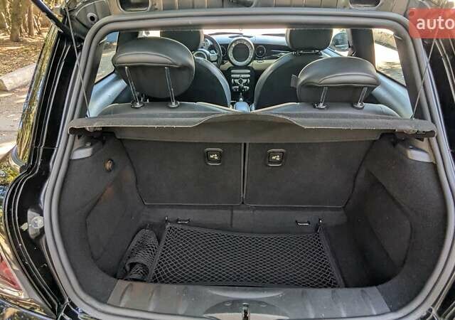 Чорний Міні Cooper, об'ємом двигуна 1.6 л та пробігом 223 тис. км за 8500 $, фото 26 на Automoto.ua