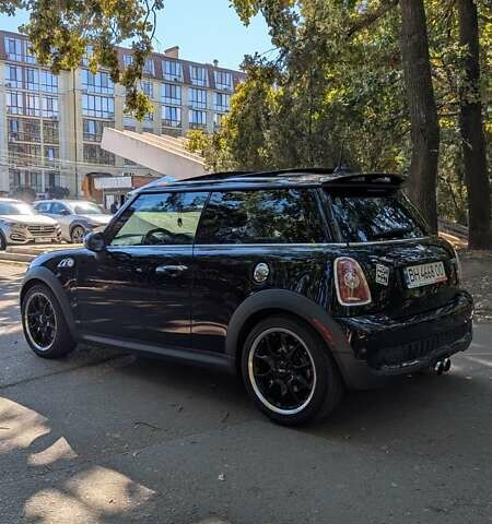 Чорний Міні Cooper, об'ємом двигуна 1.6 л та пробігом 223 тис. км за 8500 $, фото 5 на Automoto.ua
