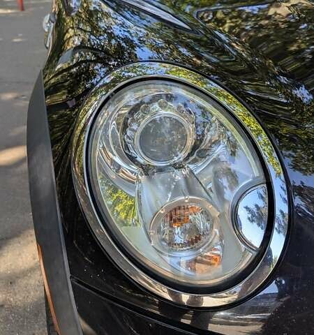 Чорний Міні Cooper, об'ємом двигуна 1.6 л та пробігом 223 тис. км за 8500 $, фото 11 на Automoto.ua