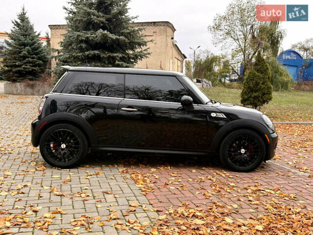 Чорний Міні Cooper, об'ємом двигуна 1.6 л та пробігом 119 тис. км за 6700 $, фото 1 на Automoto.ua