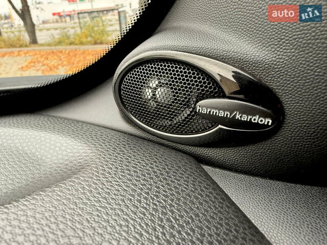 Чорний Міні Cooper, об'ємом двигуна 1.6 л та пробігом 119 тис. км за 6700 $, фото 10 на Automoto.ua