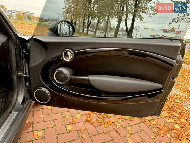 Чорний Міні Cooper, об'ємом двигуна 1.6 л та пробігом 119 тис. км за 6700 $, фото 9 на Automoto.ua