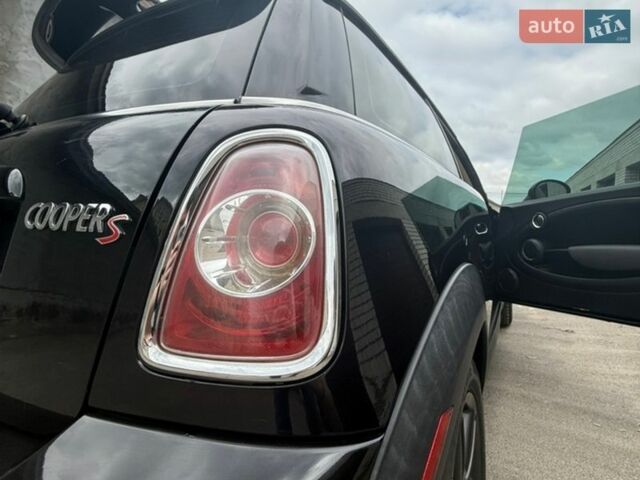 Чорний Міні Cooper, об'ємом двигуна 1.6 л та пробігом 199 тис. км за 7000 $, фото 17 на Automoto.ua