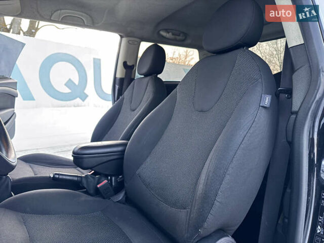 Черный Мини Купер, объемом двигателя 1.6 л и пробегом 300 тыс. км за 5600 $, фото 21 на Automoto.ua