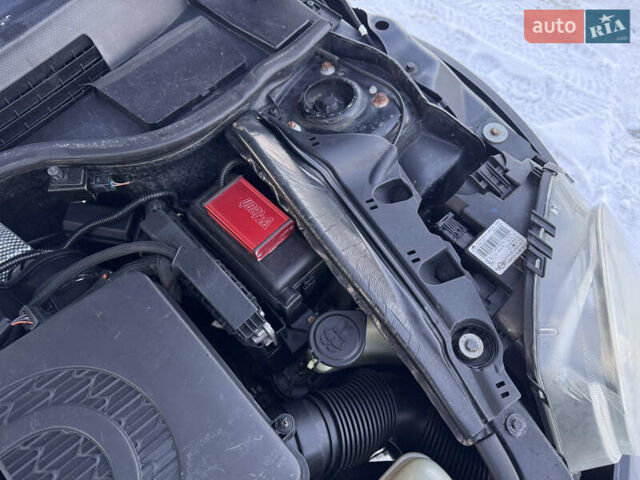 Черный Мини Купер, объемом двигателя 1.6 л и пробегом 300 тыс. км за 5600 $, фото 36 на Automoto.ua