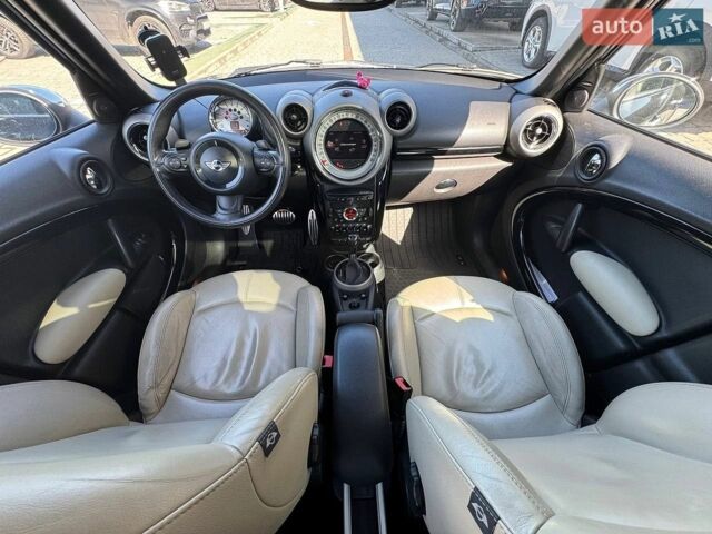 Черный Мини Купер, объемом двигателя 1.6 л и пробегом 130 тыс. км за 9800 $, фото 45 на Automoto.ua