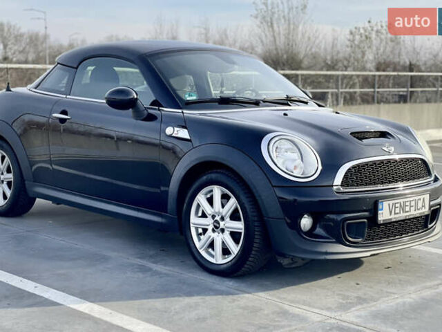 Черный Мини Купер, объемом двигателя 2 л и пробегом 222 тыс. км за 9966 $, фото 7 на Automoto.ua