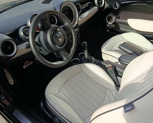 Чорний Міні Cooper, об'ємом двигуна 1.6 л та пробігом 29 тис. км за 25000 $, фото 8 на Automoto.ua