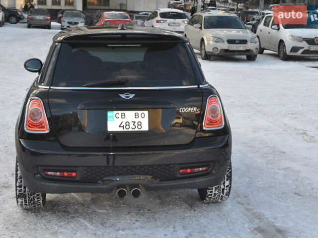 Чорний Міні Cooper, об'ємом двигуна 1.6 л та пробігом 123 тис. км за 8900 $, фото 4 на Automoto.ua
