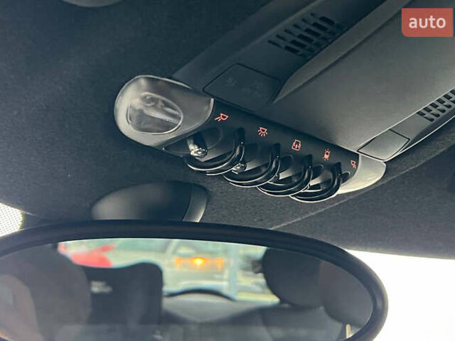 Чорний Міні Cooper, об'ємом двигуна 1.6 л та пробігом 272 тис. км за 6800 $, фото 19 на Automoto.ua