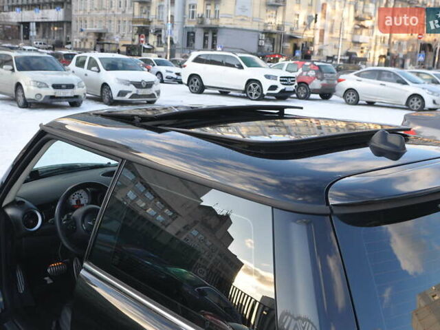 Чорний Міні Cooper, об'ємом двигуна 1.6 л та пробігом 123 тис. км за 8900 $, фото 13 на Automoto.ua