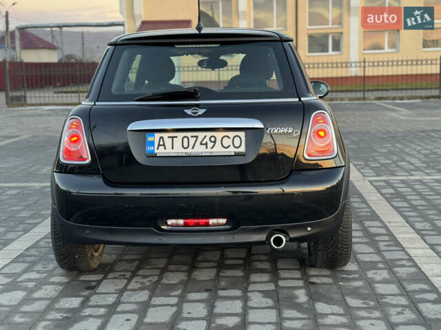 Чорний Міні Cooper, об'ємом двигуна 1.6 л та пробігом 272 тис. км за 6900 $, фото 7 на Automoto.ua