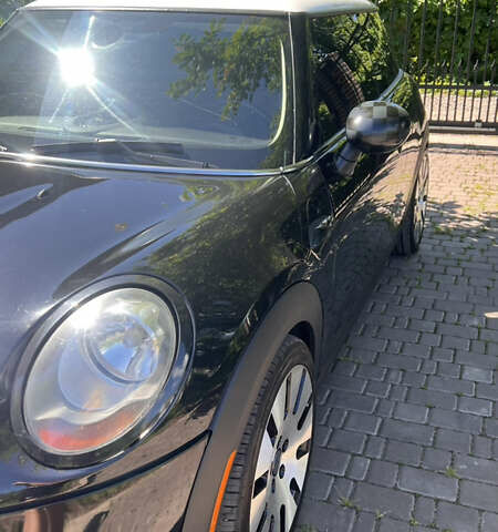 Черный Мини Купер, объемом двигателя 2 л и пробегом 125 тыс. км за 12999 $, фото 4 на Automoto.ua