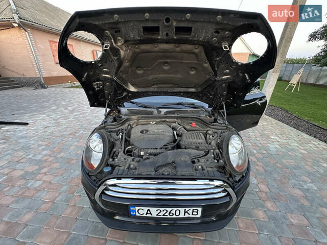Чорний Міні Cooper, об'ємом двигуна 1.5 л та пробігом 118 тис. км за 14500 $, фото 2 на Automoto.ua