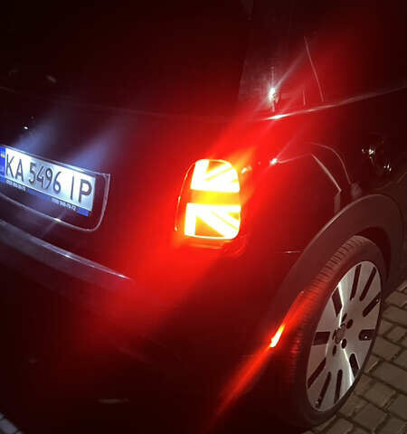 Черный Мини Купер, объемом двигателя 2 л и пробегом 125 тыс. км за 12999 $, фото 32 на Automoto.ua