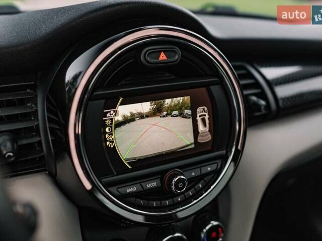 Черный Мини Купер, объемом двигателя 2 л и пробегом 160 тыс. км за 13300 $, фото 9 на Automoto.ua