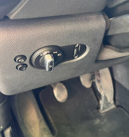 Черный Мини Купер, объемом двигателя 2 л и пробегом 125 тыс. км за 12999 $, фото 16 на Automoto.ua